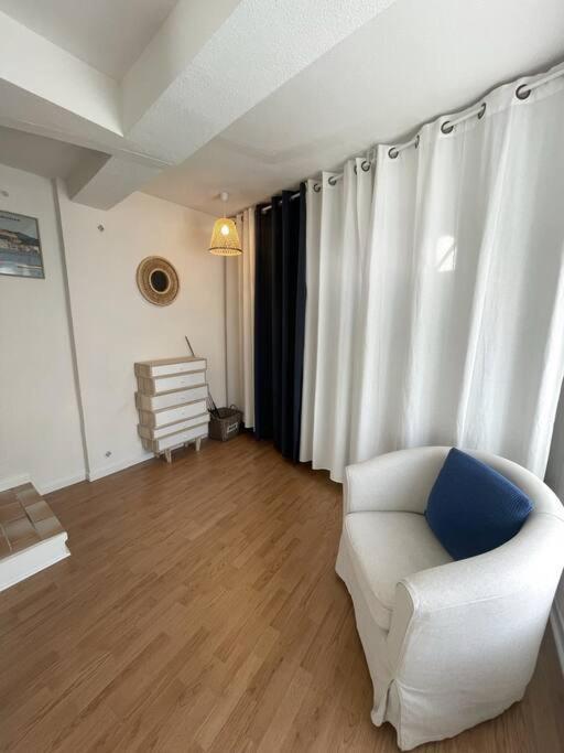 Charmante Maison Au Village 格吕桑 外观 照片